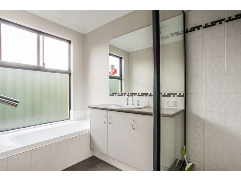 12A Tavistock Crescent, Lynwood WA 6147