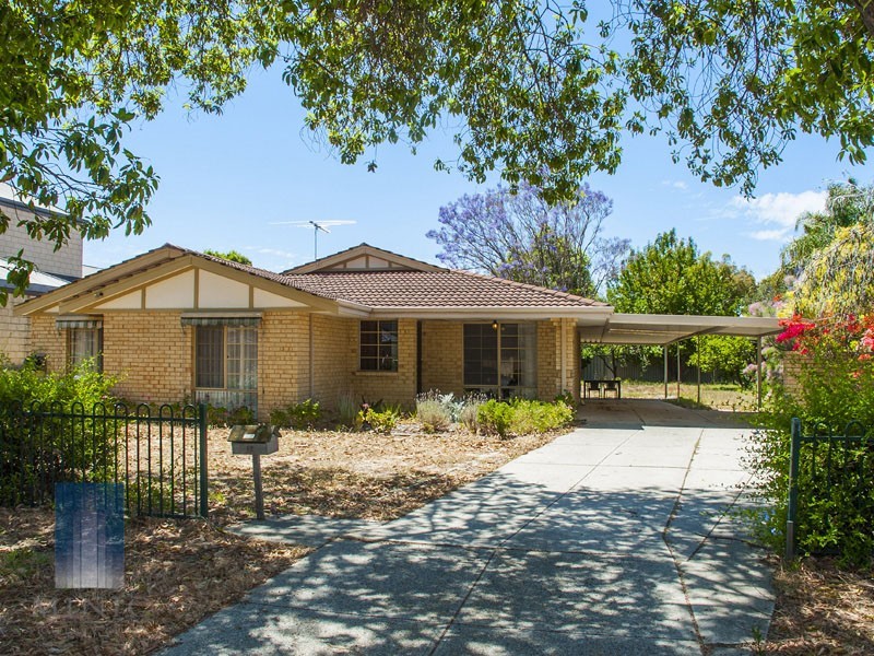 13 Strickland Road, Ardross WA 6153