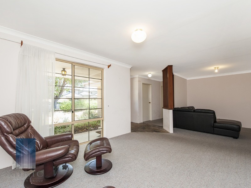 13 Strickland Road, Ardross WA 6153