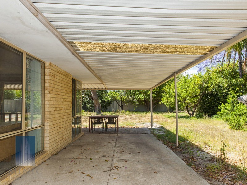 13 Strickland Road, Ardross WA 6153