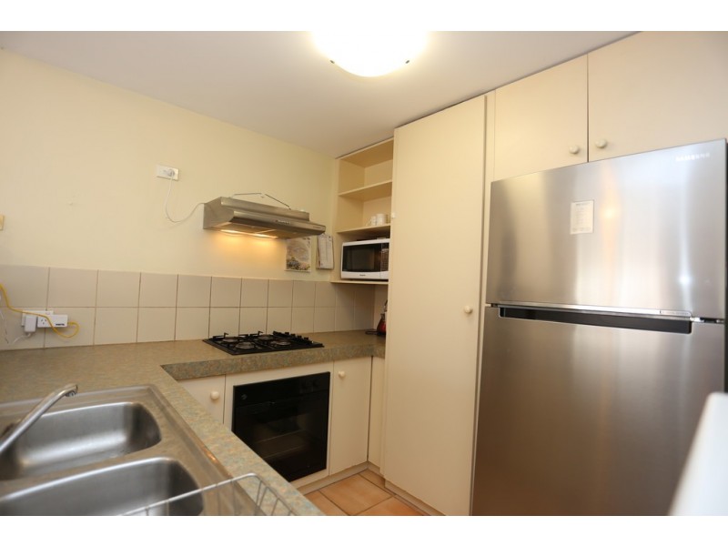 2/20 Gochean Avenue, Bentley WA 6102