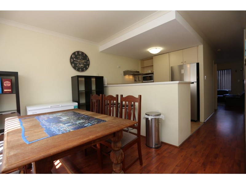 2/20 Gochean Avenue, Bentley WA 6102