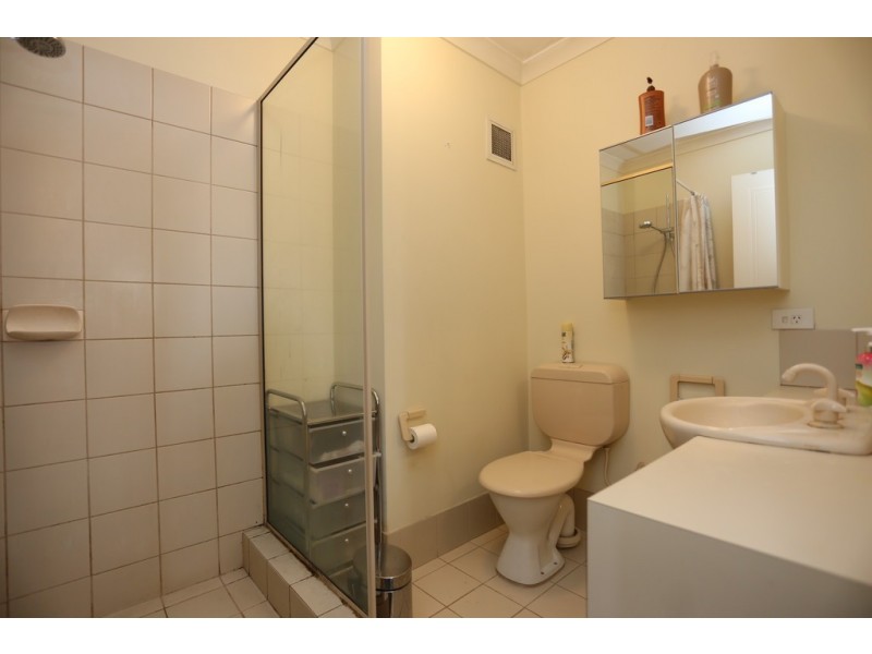 2/20 Gochean Avenue, Bentley WA 6102