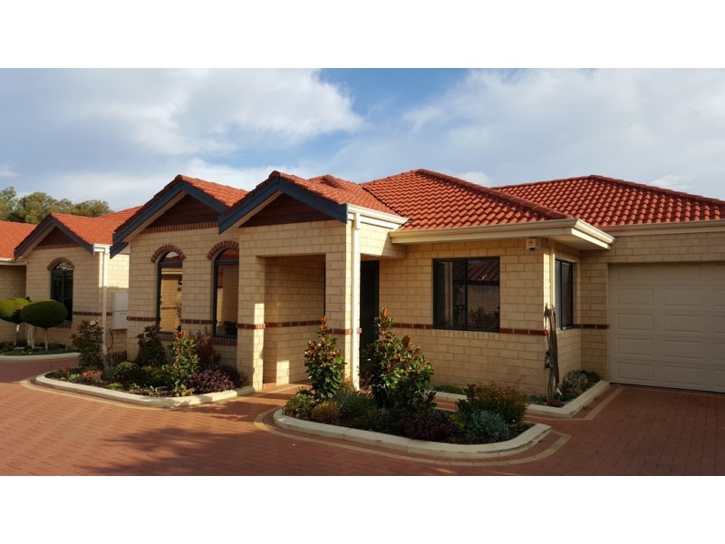 2/9 Lowry Street, Shelley WA 6148