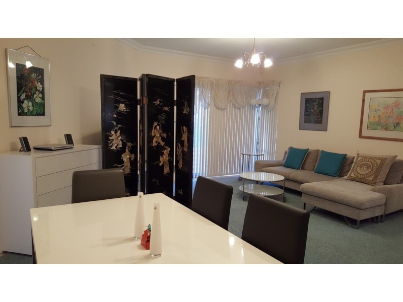 2/9 Lowry Street, Shelley WA 6148