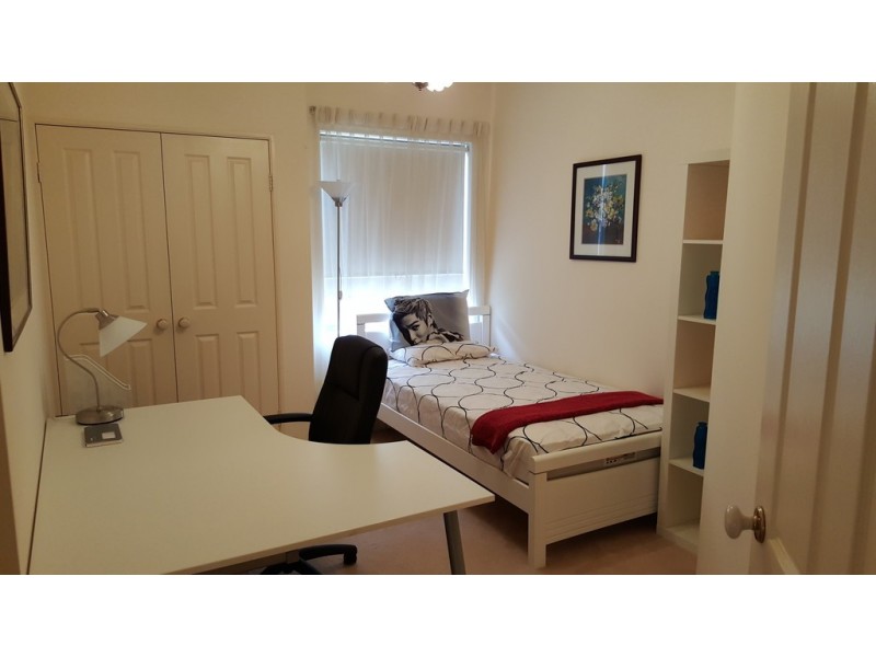 2/9 Lowry Street, Shelley WA 6148