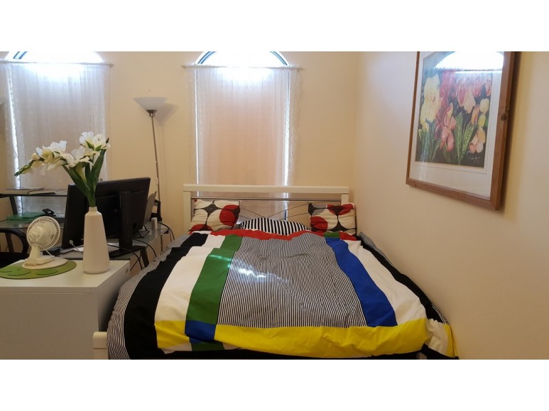 2/9 Lowry Street, Shelley WA 6148