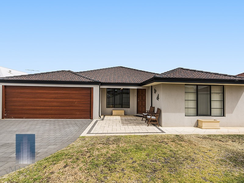 10 Donegal Court, Seville Grove WA 6112