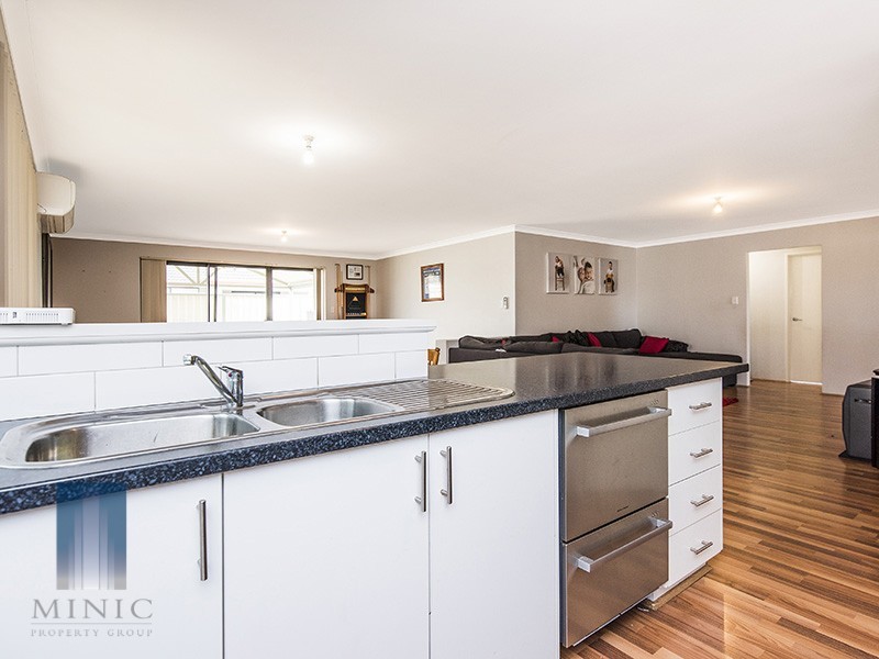 10 Donegal Court, Seville Grove WA 6112
