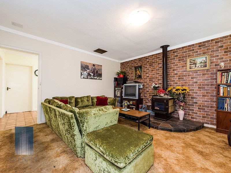 14 Scole Place, Huntingdale WA 6110