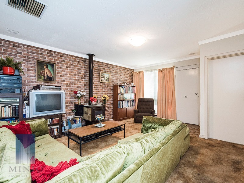 14 Scole Place, Huntingdale WA 6110