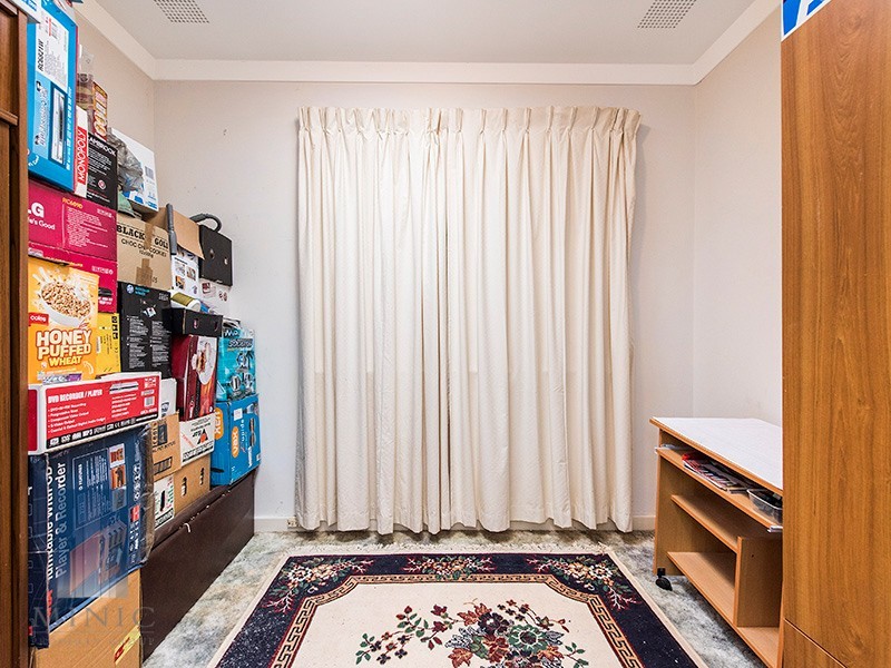 14 Scole Place, Huntingdale WA 6110