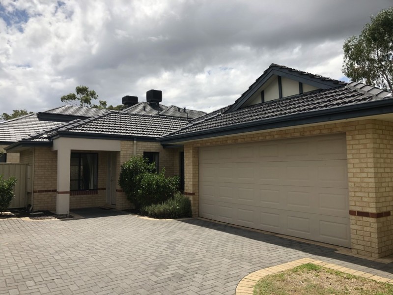 4 212 Corinthian Road East, Riverton WA 6148