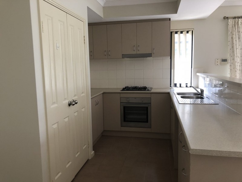 4 212 Corinthian Road East, Riverton WA 6148