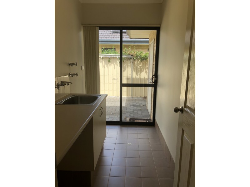 4 212 Corinthian Road East, Riverton WA 6148