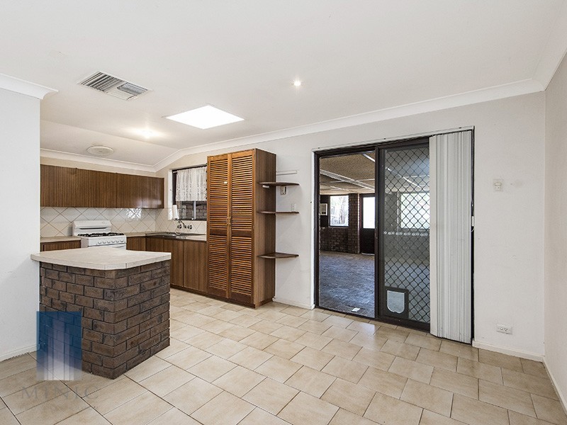 7 Meuller Way, Thornlie WA 6108