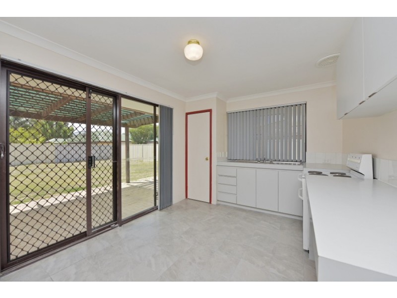 14 Rochester Avenue, Beckenham WA 6107