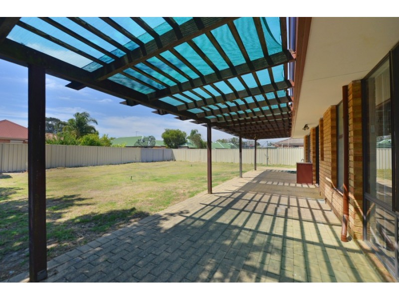 14 Rochester Avenue, Beckenham WA 6107