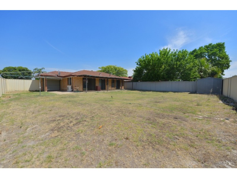 14 Rochester Avenue, Beckenham WA 6107