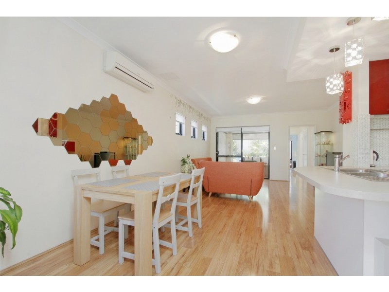 14B Waminda Way, Landsdale WA 6065