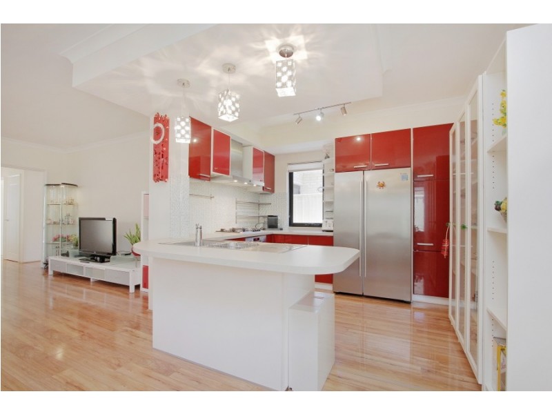 14B Waminda Way, Landsdale WA 6065