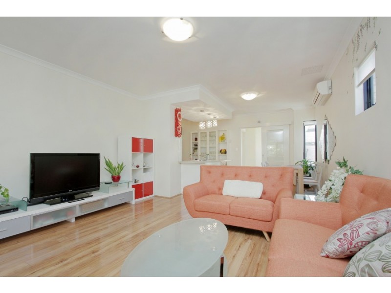 14B Waminda Way, Landsdale WA 6065