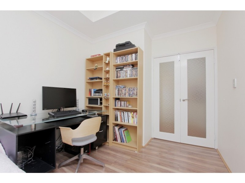 14B Waminda Way, Landsdale WA 6065