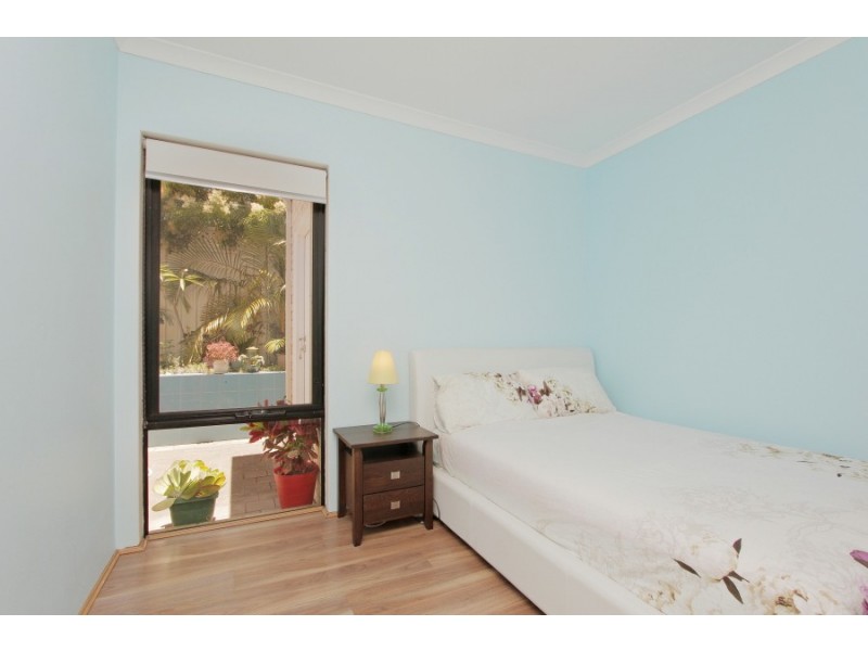 14B Waminda Way, Landsdale WA 6065