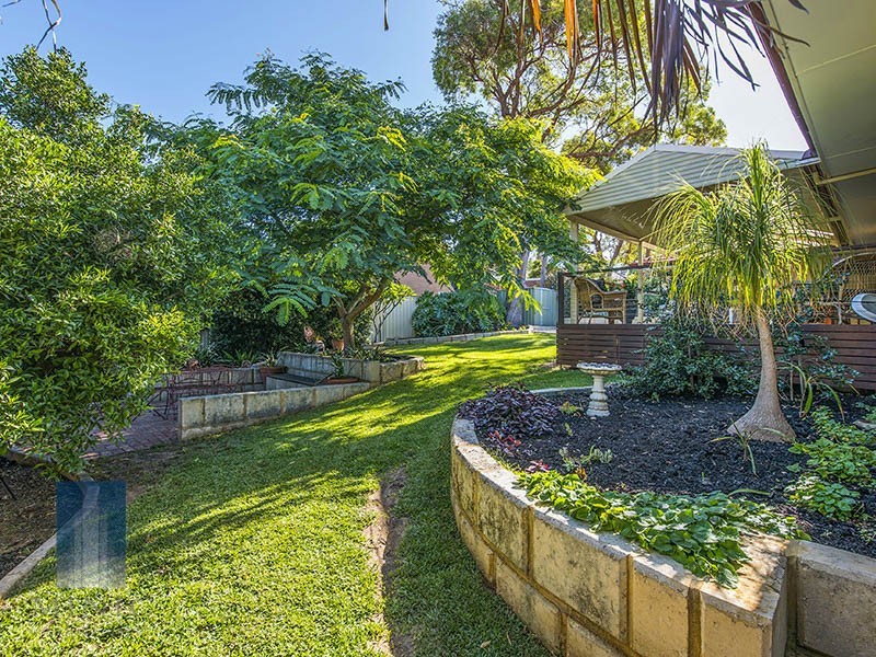 27 Egeus Way, Coolbellup WA 6163