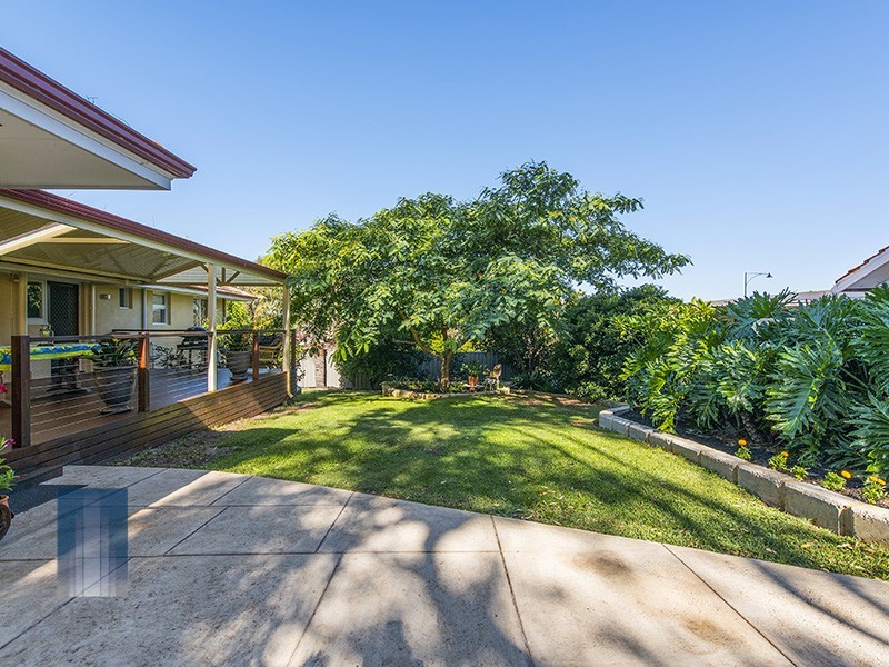 27 Egeus Way, Coolbellup WA 6163