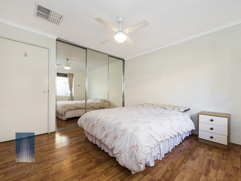 11/8 Acton Avenue, Bentley WA 6102