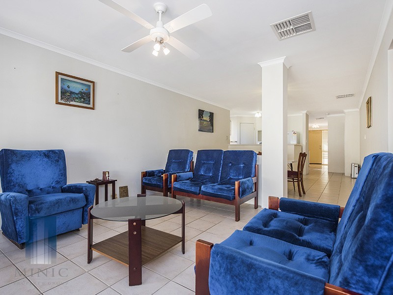 11/8 Acton Avenue, Bentley WA 6102