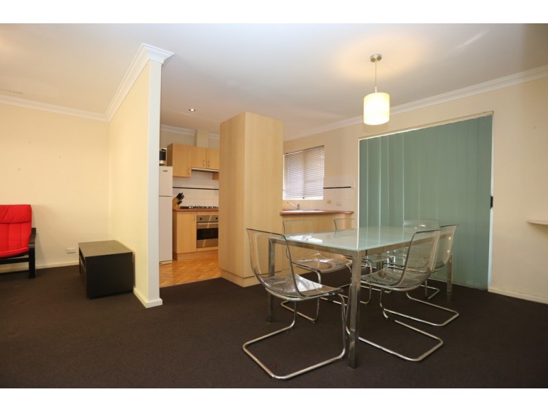 27B Bunderra Close, Karawara WA 6152