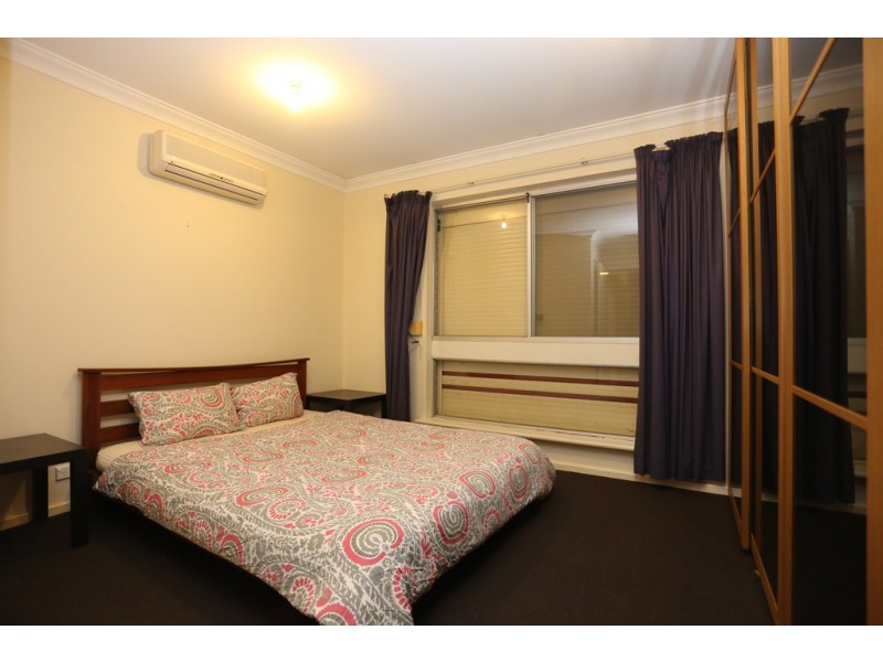 27B Bunderra Close, Karawara WA 6152