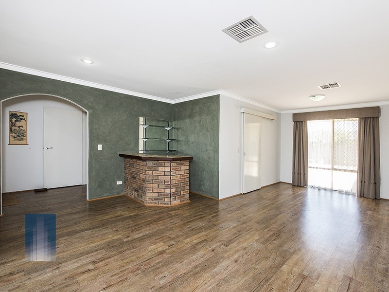 14 Illyarrie Place, Willetton WA 6155