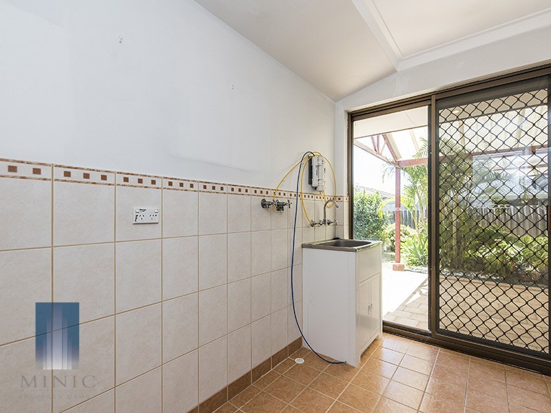 14 Illyarrie Place, Willetton WA 6155