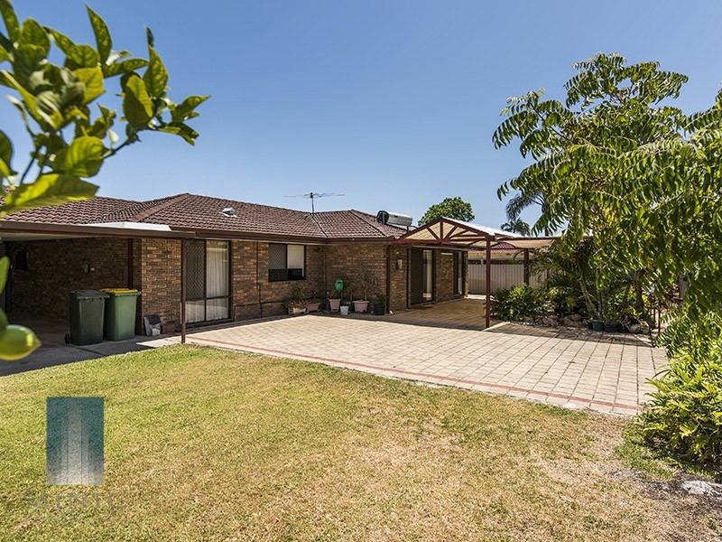 14 Illyarrie Place, Willetton WA 6155