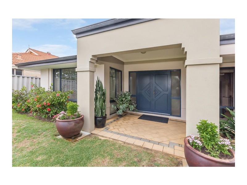 12 Silvereye Close, East Cannington WA 6107
