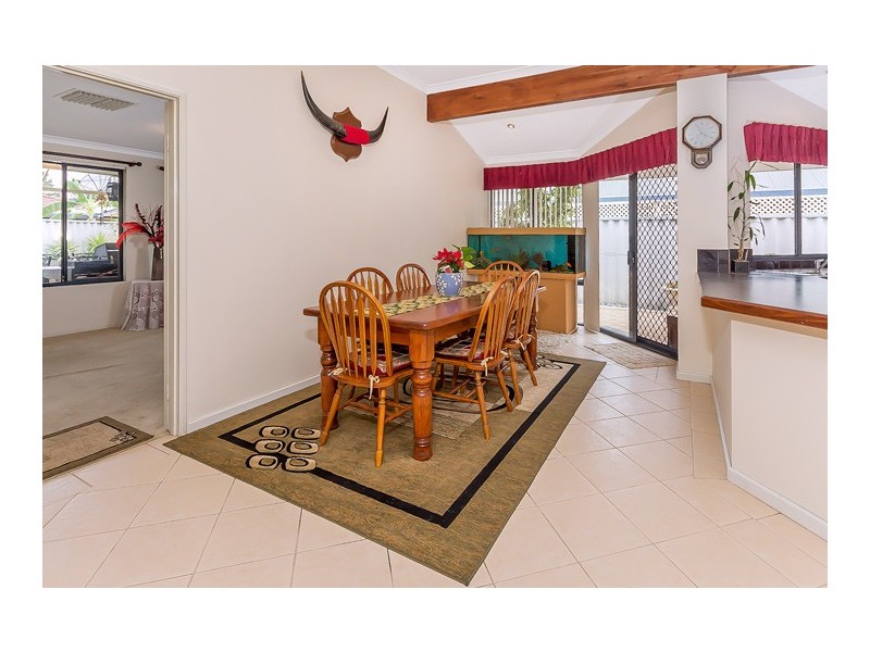 12 Silvereye Close, East Cannington WA 6107