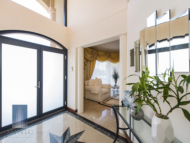 1/168 Melville Parade, Como WA 6152