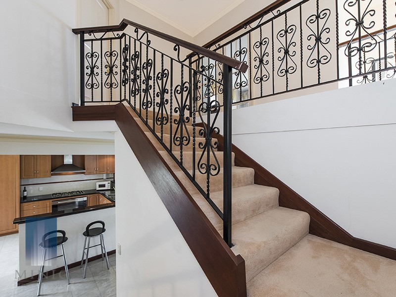 1/168 Melville Parade, Como WA 6152