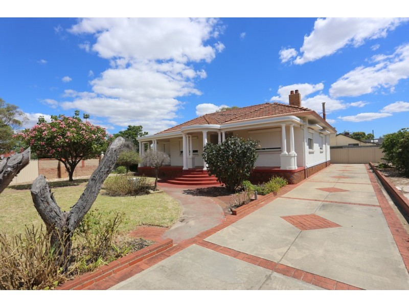 45 Braibrise Road, Wilson WA 6107
