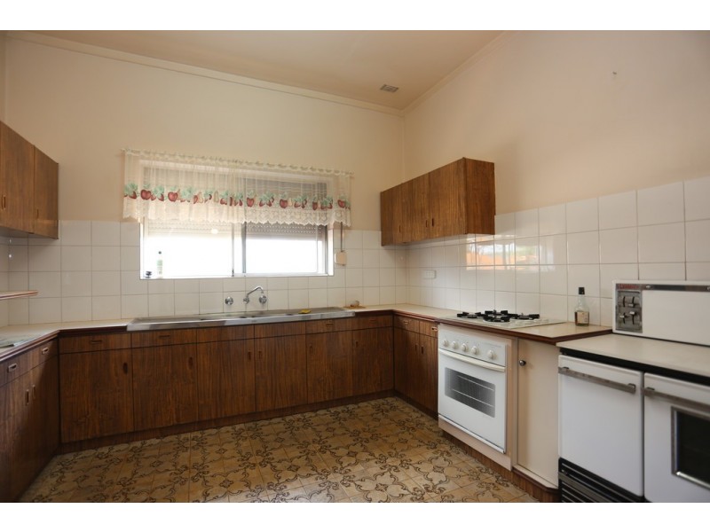 45 Braibrise Road, Wilson WA 6107