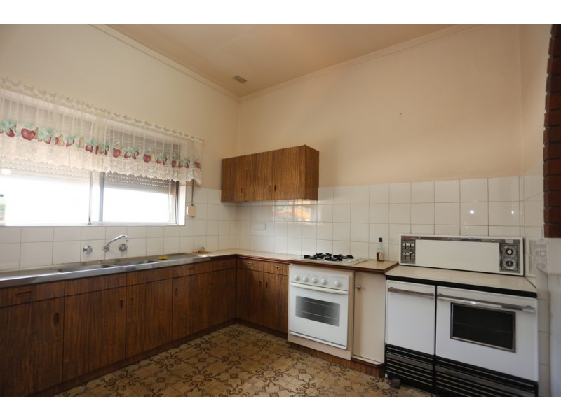 45 Braibrise Road, Wilson WA 6107