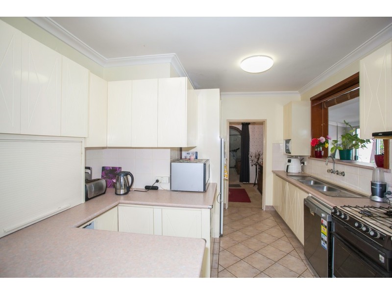 207 Kalamunda Road, Maida Vale WA 6057