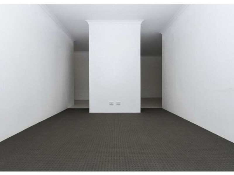 100 Fennell Crescent, Wattle Grove WA 6107