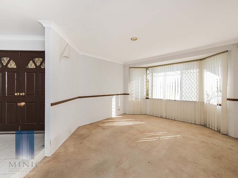 8 Prescott Drive, Murdoch WA 6150