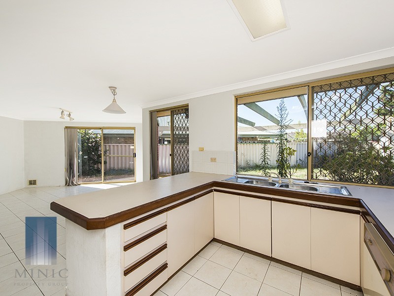 8 Prescott Drive, Murdoch WA 6150