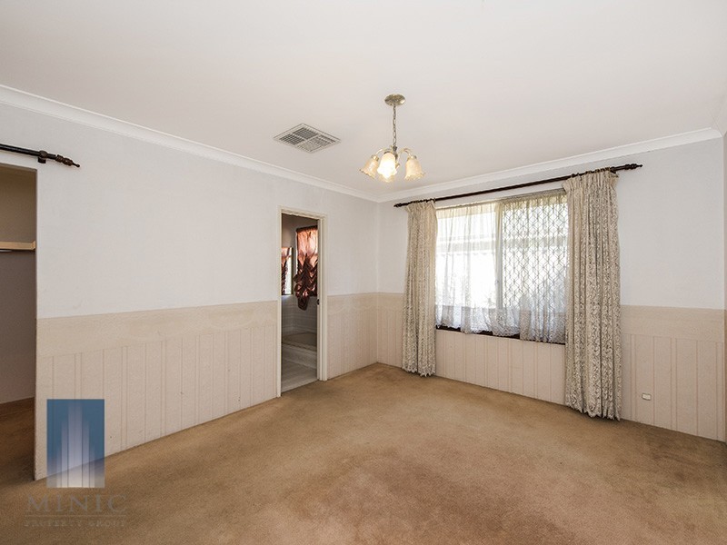 8 Prescott Drive, Murdoch WA 6150