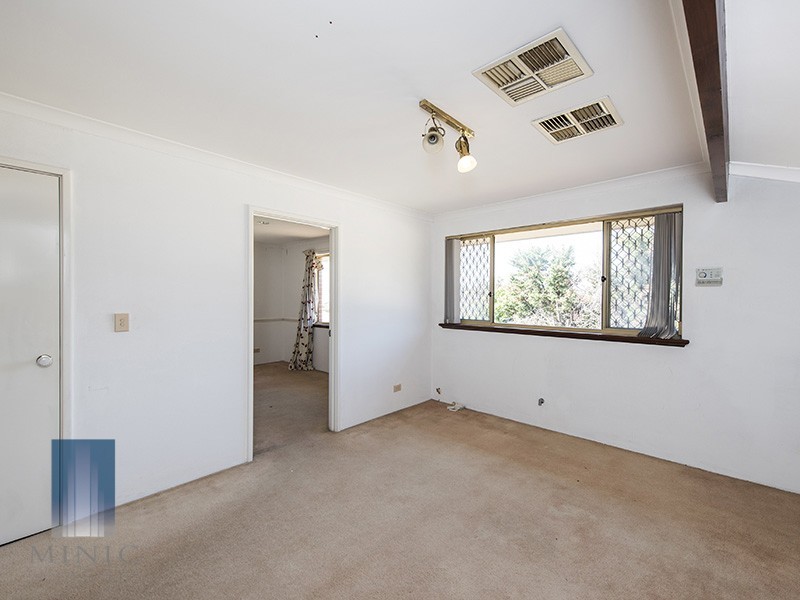 8 Prescott Drive, Murdoch WA 6150